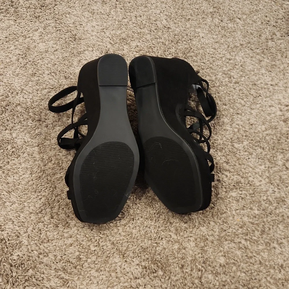 NWT Torrid Strappy Square Toe Wedge